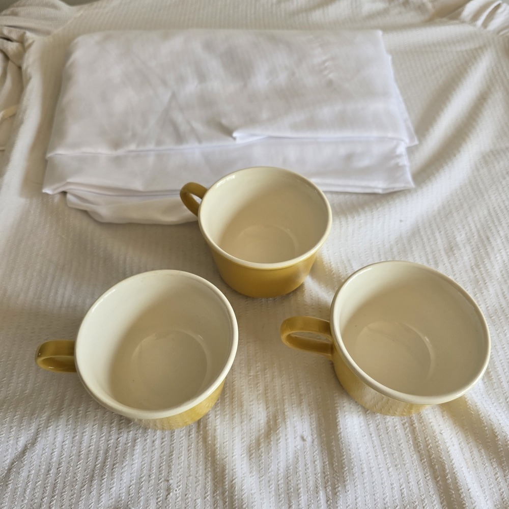 MCM 1970's Vintage US Ceramic Sunshine Yellow Coffee Mug/ Tea Cup Set Of Three - Picture 2 of 7